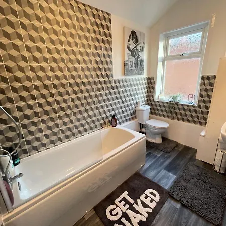 Urban 3 Bedroom In Kings Heath-great Location Holiday home *